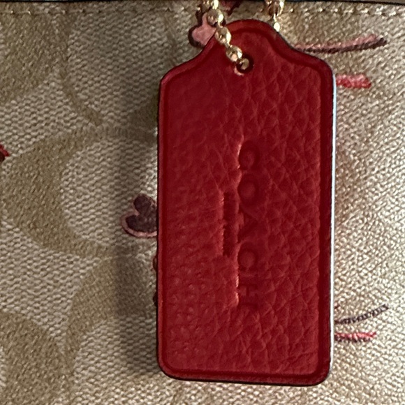 Coach Signature Canvas Satchel - Cream and Red Stars and Heart - Picture 3 of 14